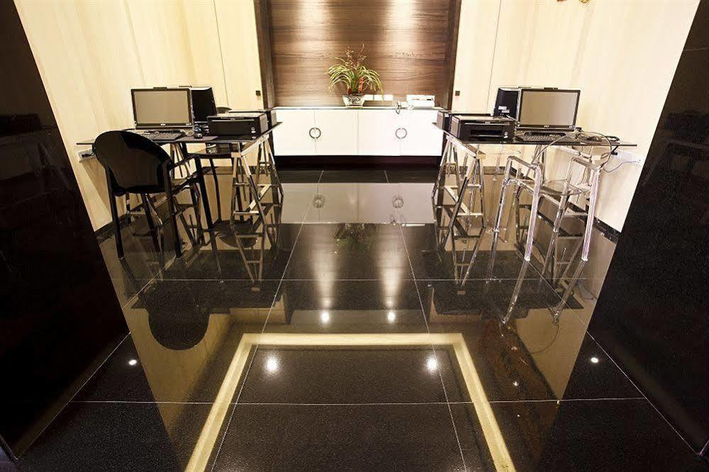 Royal Group Hotel Ho Yi Branch Kaohsiung Exteriör bild